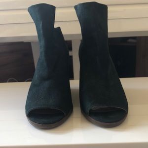 Lucky Brand Hunter Green Suede Leather  Booties